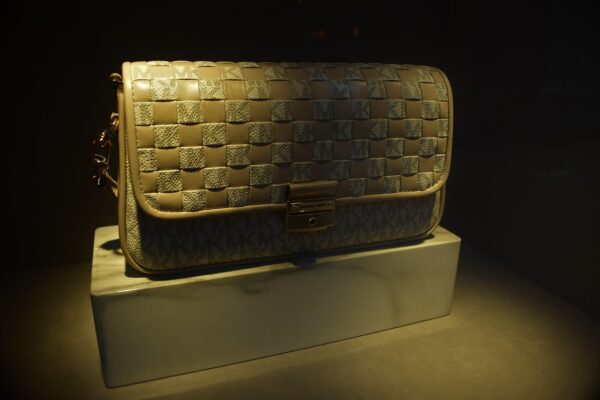 bag, brand, mall, michael kors, designer bag, women's accessories, display, sale, gucci, mgm, luxury, dim, pricey, expensive, leather, tan, toupe, shade, casual, lavish, strap, women's clothing, accesory, accesories, shopping, michael kors, gucci, gucci, gucci, gucci, gucci